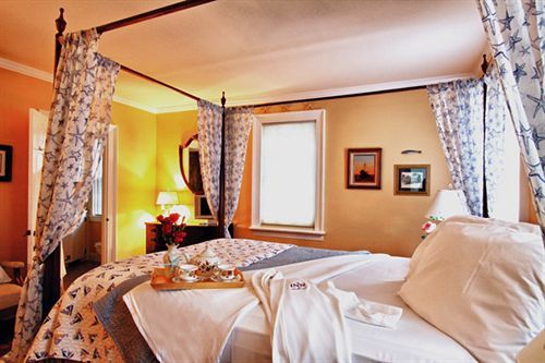 1750 Inn At Sandwich Center ภายนอก รูปภาพ
